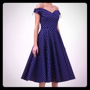 BNWT Fatale Bow Midi Navy & White Polkadots US10